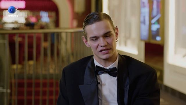 «Дети перемен»: актеры и создатели рассказывают о сериале #КИНОТВ #сериал #90s #интервью смотреть онлайн