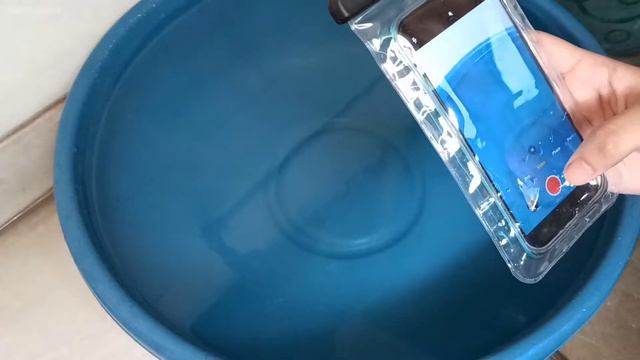 How to Make Smartphone Waterproof | Best Water proof Case Cover | BOBO IPX8 Certified Pouch Review