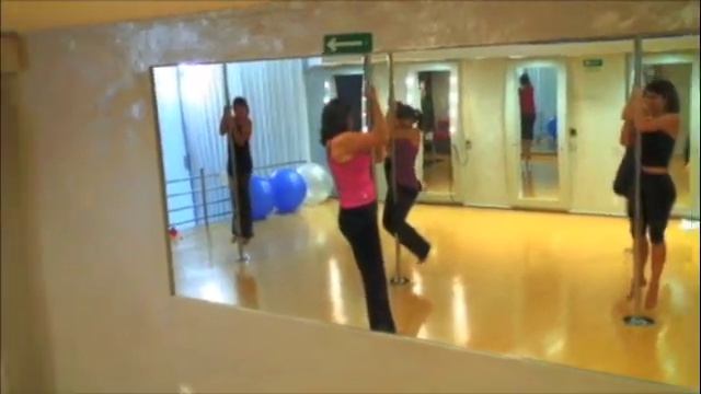 Gravity Pole Dance Studio Mexico смотреть онлайн