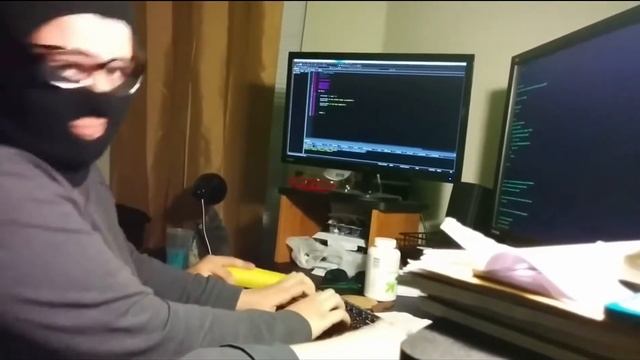 Хакеры ведут атаку на Пентагон под Шрека смотреть онлайн