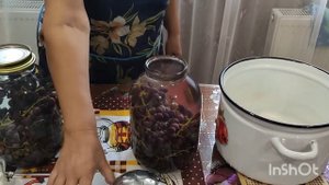 Компот из " изабеллы ". Супер вкус.