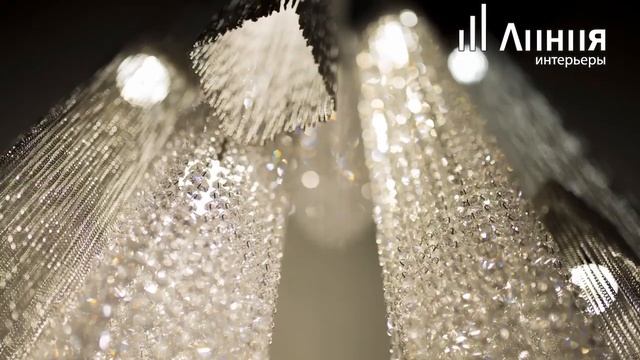 Коллекция хрустальных люстр Manooi Crystal Light.