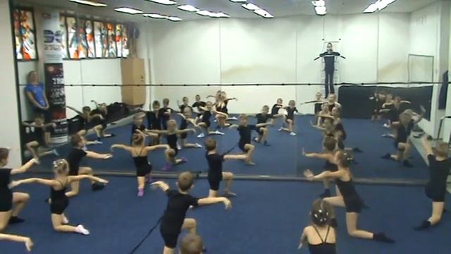 Наші ПЕРШАЧКИ ))) смотреть онлайн