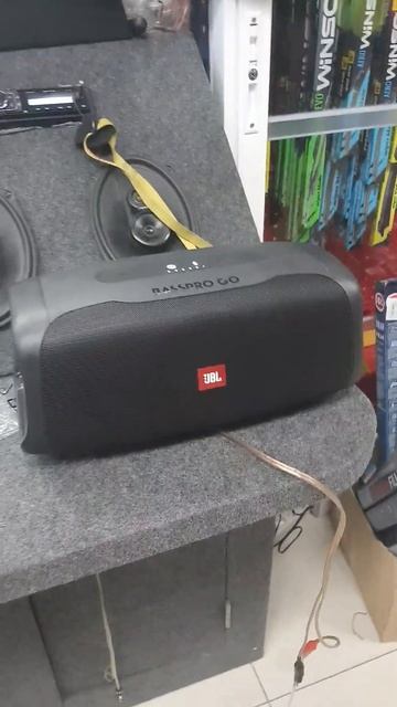 Блютуз колонка в автомобіль. JBL BassPro GO. Навалює непогано. Але ціна ...