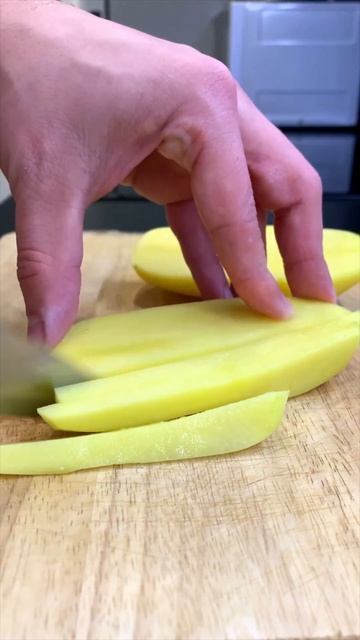 Курица в духовке целиком, запеченный картофель, простой ужин смотреть онлайн