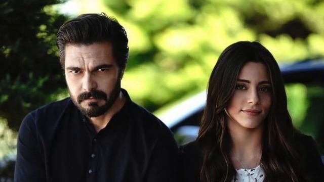 Halil y Sıla admitieron que se enamoraron accidentalmente durante una videollamada смотреть онлайн