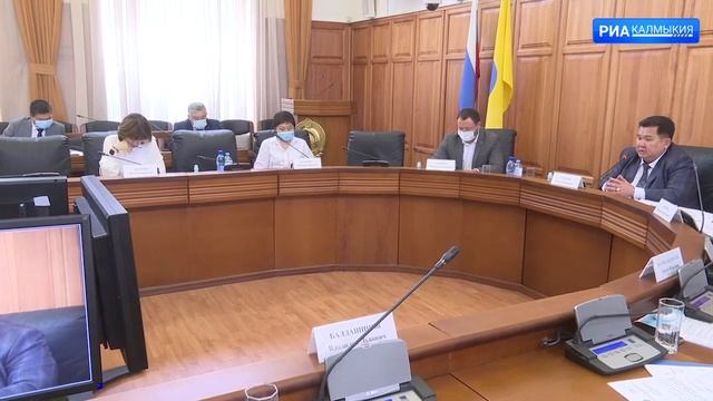 Вопросы здравоохранения и образования рассмотрели на социальных комитетах Народного Хурала РК смотреть онлайн