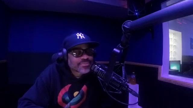 Zo Williams Pop Up💯 Pre-Order The HoloGraphic Relationship NOW!! смотреть онлайн