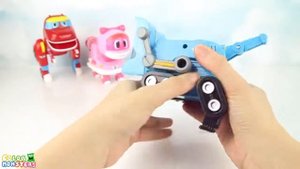 Robot Dinosaur Rescue Go Go Dino transforming car toy! Giant Dinosaur T-rex Attack Peppa Pig! 고고다이
