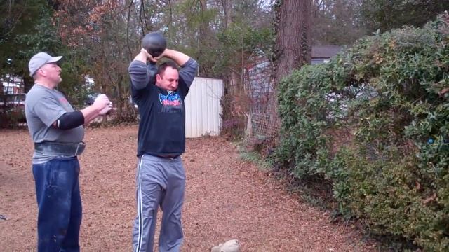 James Retarides: 135 lb. Inch-type Globe DB Tricep Extensions
