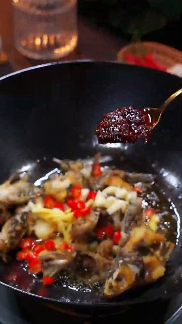 这样做的黄骨鱼太好吃了，香辣开胃，不腥不柴，肉嫩味美 湘菜 黄骨鱼 紫苏酱 美食推荐
