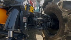 McCormick X6.4 P6 Drive - трактор для широкого спектра работ