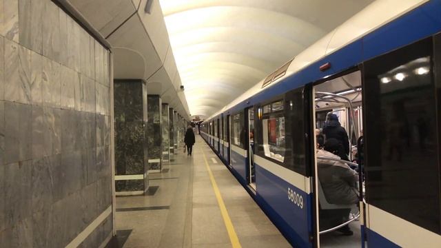 НеВа на станции «Приморская» смотреть онлайн