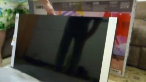 Распаковка ТВ Samsung Q60T
