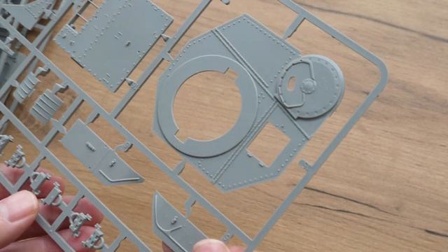 Takom 1/35 M3 Lee Part 1 Review смотреть онлайн