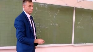 Как доказать У равнобедренной трапеции углы при основаниях равны и диагонали равны