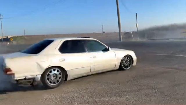 LEXUS LS400 WELDED DIFF DRIFT смотреть онлайн