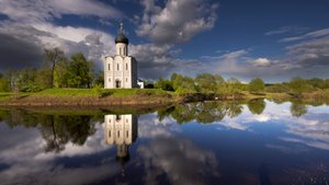 Боголюбово-Покрова на Нерли.