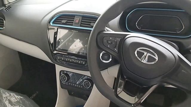 Tata Tigor EV | Teal blue with black sunroof color смотреть онлайн