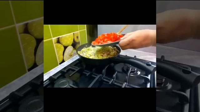 Пирог "Улитка" из лаваша/lavash pie/Pita #пирогизлаваша #пирогулиткаизлаваша #Shorts смотреть онлайн