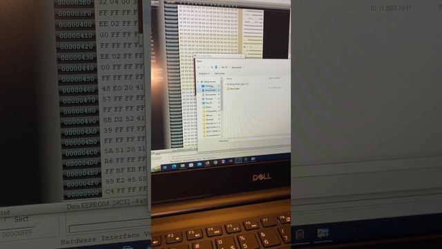 Vw MP3 RCD 300 Finding EEPROM PIN CODE 24C32 ch341a programmer New 2024 4K смотреть онлайн