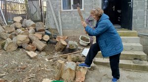 Абхазия. Парнаут: у Сергея с Риммой, в гостях у Назик (старый армянский дом,сад,телята,делаем масло)