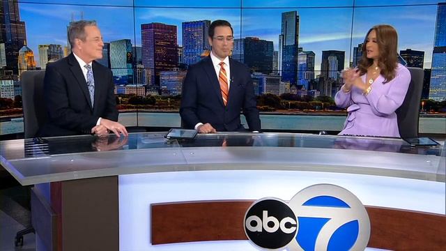 How Beyoncé answered Dolly Parton's call and switched up the 'Jolene' lyrics смотреть онлайн