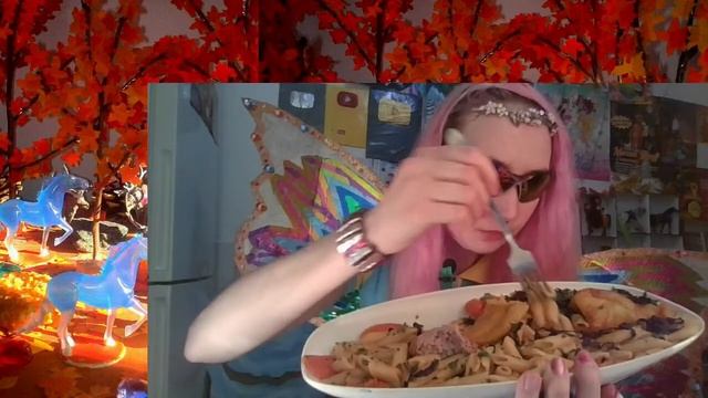 # Мукбанг - Фаршированный перчик с макаронами морковью! Вопрос за сигну! О будущей распаковке кукол смотреть онлайн