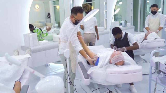 The SKILLS Signature Facial Treatments. #facial #facialtreatment #skincare #dubai #barbershop смотреть онлайн