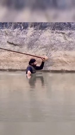 İnanılmaz Balık avı yöntemi |  Best Fishing video | Rampe #balıkavı #fishing #survival #shorts