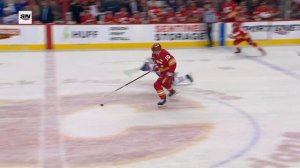 Flames' Jonathan Huberdeau Breaks Loose On Penalty Kill To Pot Short-Handed Goal