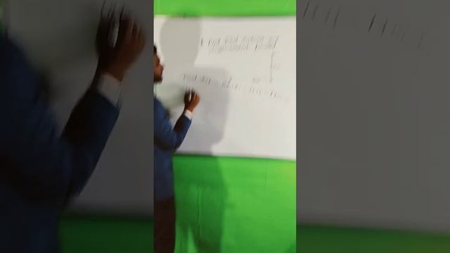 Numerical of distance And displacement || Physics #shorts #youtubeshorts #viral смотреть онлайн