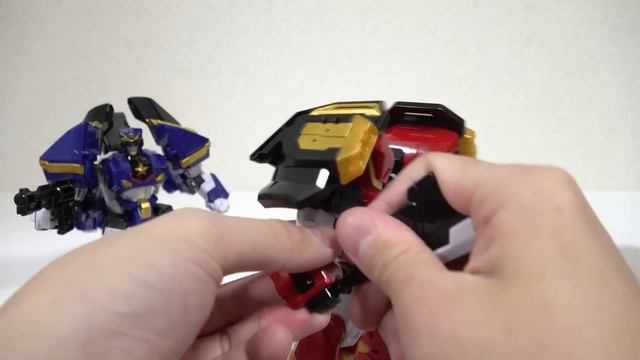 グランゾートのような頭部がロボットに変形するおもちゃのクオリティが高すぎるwwwミニフォース スーパーコップス【韓国おもちゃ】 смотреть онлайн