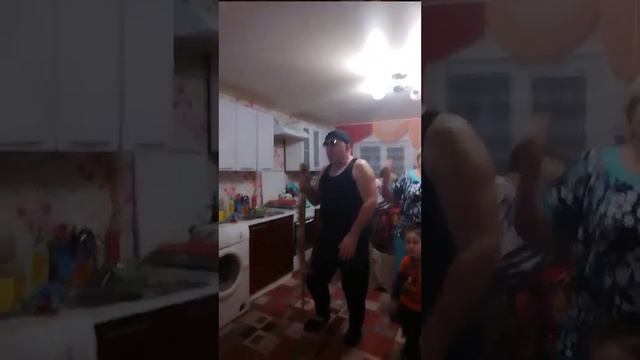 Кевин Маккой😄