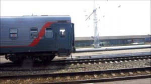 Смена локомотива с ЧС4Т-372 на ЧС4Т-451 и отцепка прицепных вагонов, ст. Киров
