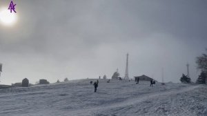 Крым. ЮБК. Ялта. Поездка с друзьями на Ай-Петри. Часть 2: Горка и дети. В конце фото. 18.01.25