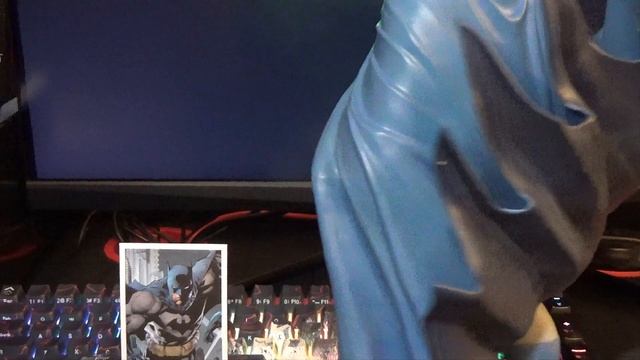 McFarlane Toys - DC Multiverse 12 Posed Statue - Batman Hush Unboxing