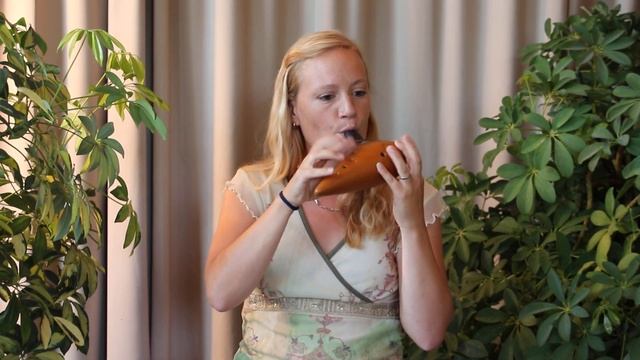 Sound Sample 12-hole F4 Signature Ocarina смотреть онлайн