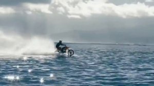 На мотоцикле по воде