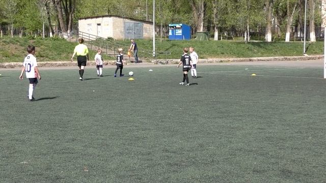 13.04 Летнее первенство Звезда(16) 1:2 Старт-Урарту-1(16) 37-я школа смотреть онлайн