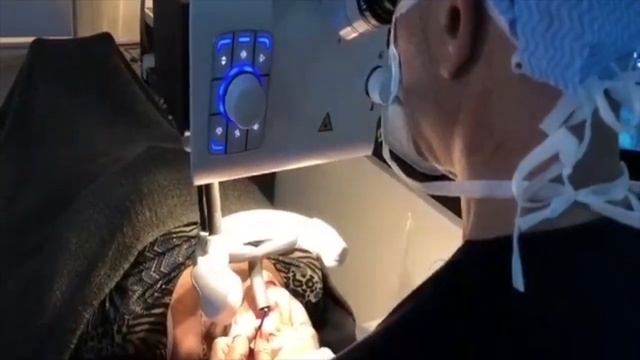 Corneal surgery: Femtolasik Lux смотреть онлайн