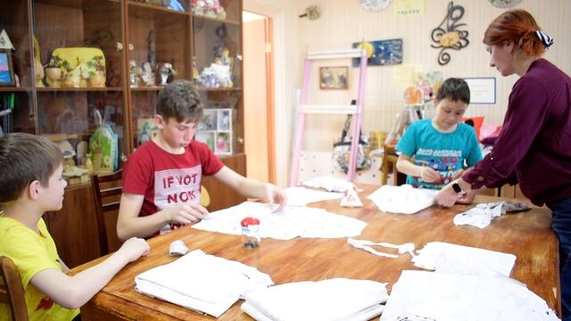 10.04.2023ПошивЗанятияДетиКарабашГрантПрезидента2023 смотреть онлайн