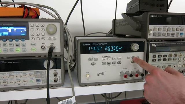 Current Limiting on the DC Power Supply смотреть онлайн