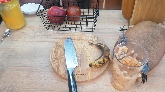 Сима Кот и готовка смузи смотреть онлайн