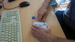 How to open Honeywell XC70 to replace battery