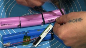 Перепаковка АКБ ноутбука.