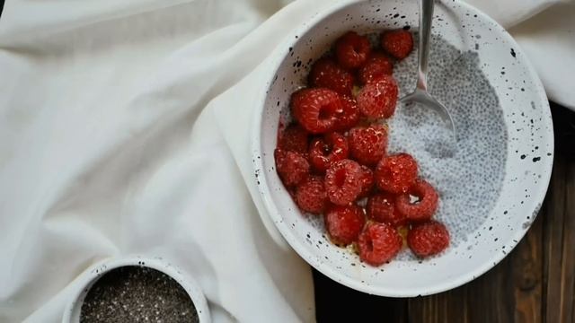 ЖЕСТЬ! В ПЯТЬ ЛЕТ ГОТОВИТ НЕВЕСТУ! VREDINA LIFE. ОБЗОР. смотреть онлайн