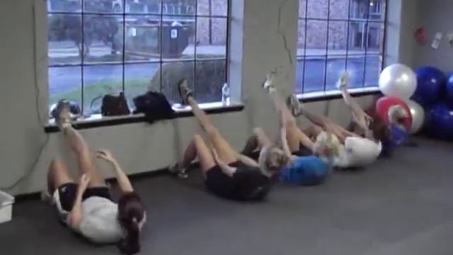 Cardio Plus Chi Omega Boot Camp смотреть онлайн