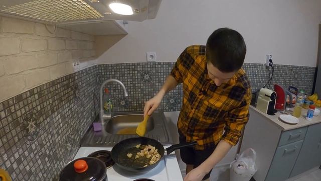 Russian SHAVERMA. Homemade Fast Food part 1 смотреть онлайн