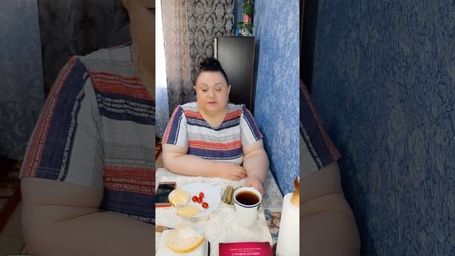 Мукбанг ☕️ Поговорим о моем переезде из Казахстана в Россию, булинг учителей смотреть онлайн